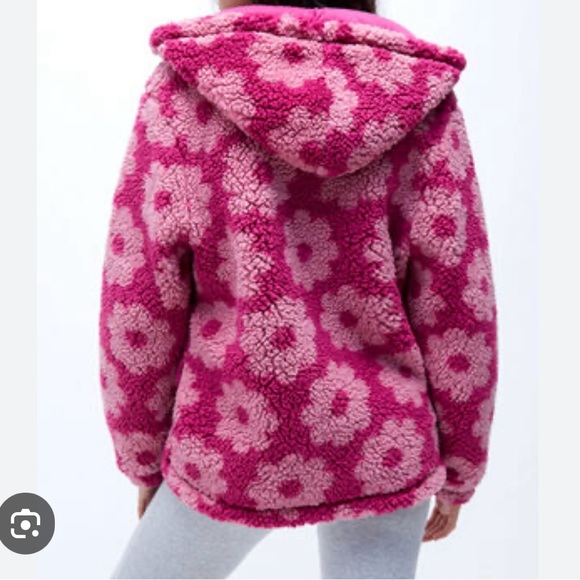 NWT PacSun Royal Flower Printed Sherpa Women’s Hoodie. Size Medium - Picture 2 of 6
